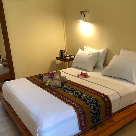Hotel Waroeng Senaru Esterno foto